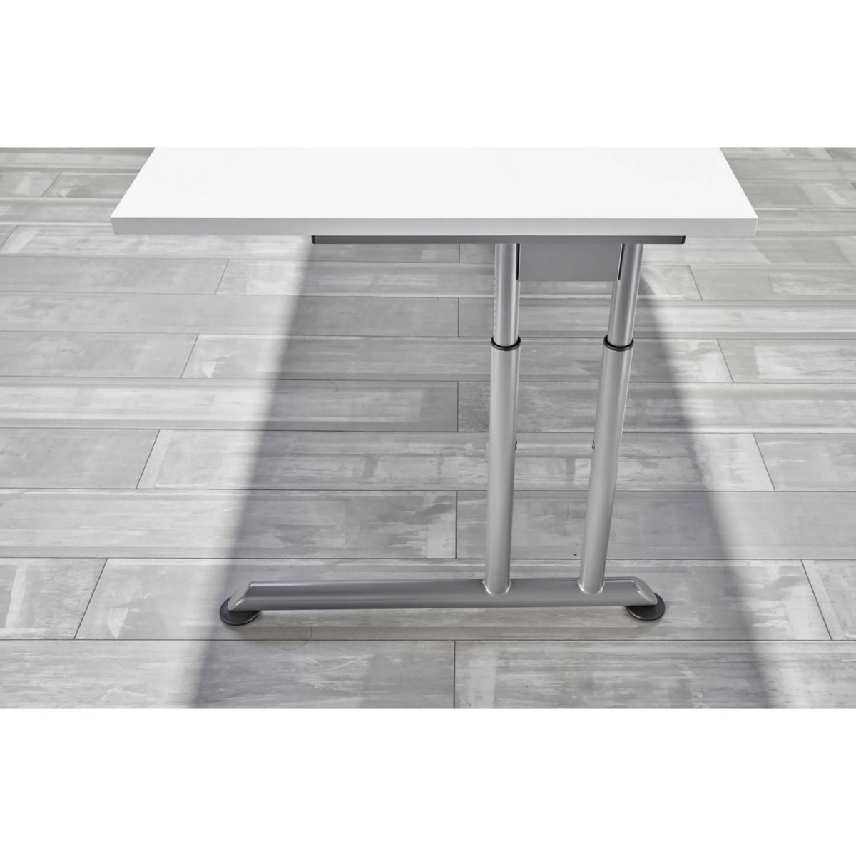 Höhenverstellbares Untergestell des Schreibtischs ZENO 16 G in Silber von hjh OFFICE PRO