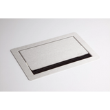 Silberne Steckdosenleiste des Zubehörs ELDATA0 mit Bürstenleiste und Klappdeckel von hjh OFFICE PRO
